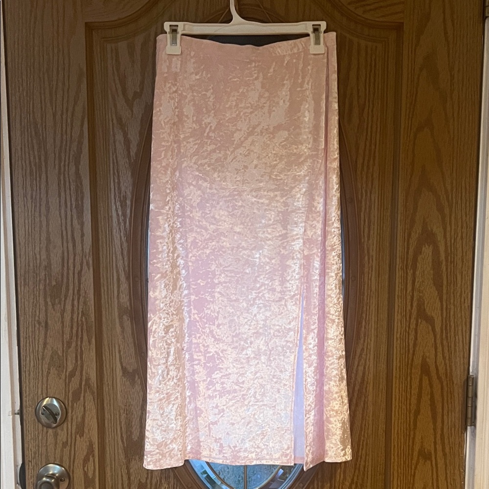 miami Crushed Velvet Midi Skirt — Light Pink